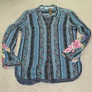 MUST OPEN TO SEE! Aratta Silent Journey Wm Sz S Blue Green Floral Striped Blouse